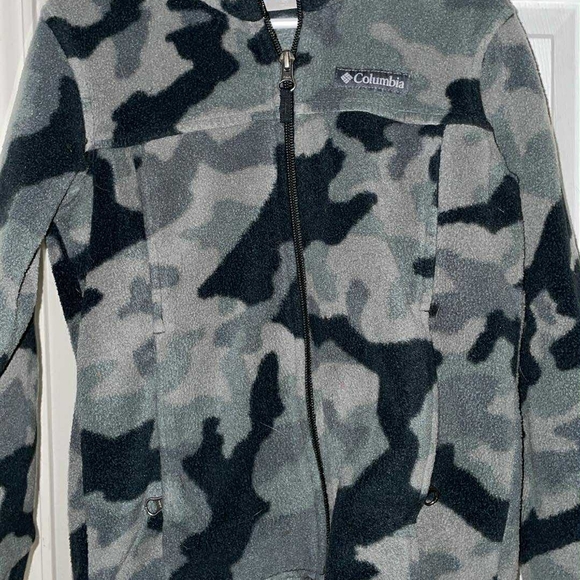 Columbia Kids Camo Fleece Jacket - Black and Gray - Picture 1 of 3